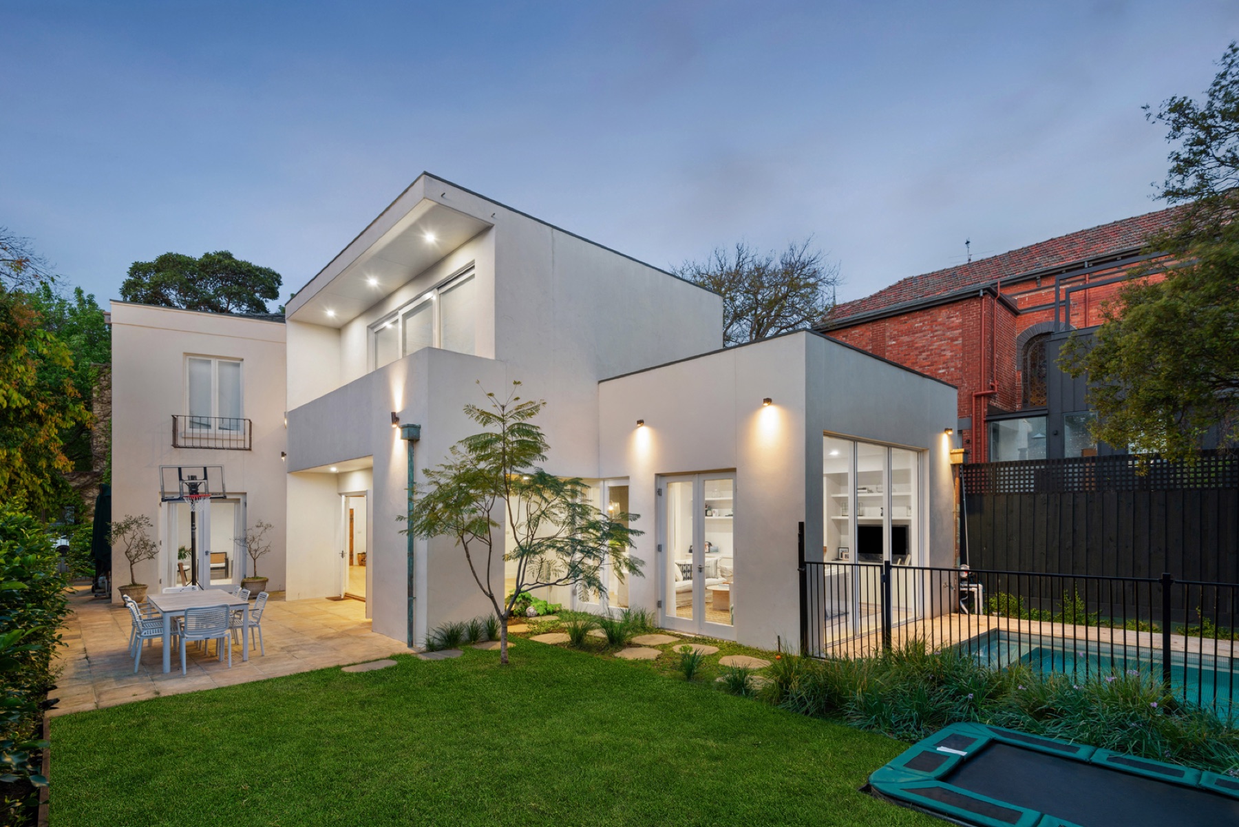 Bright family home with pool, Prahran