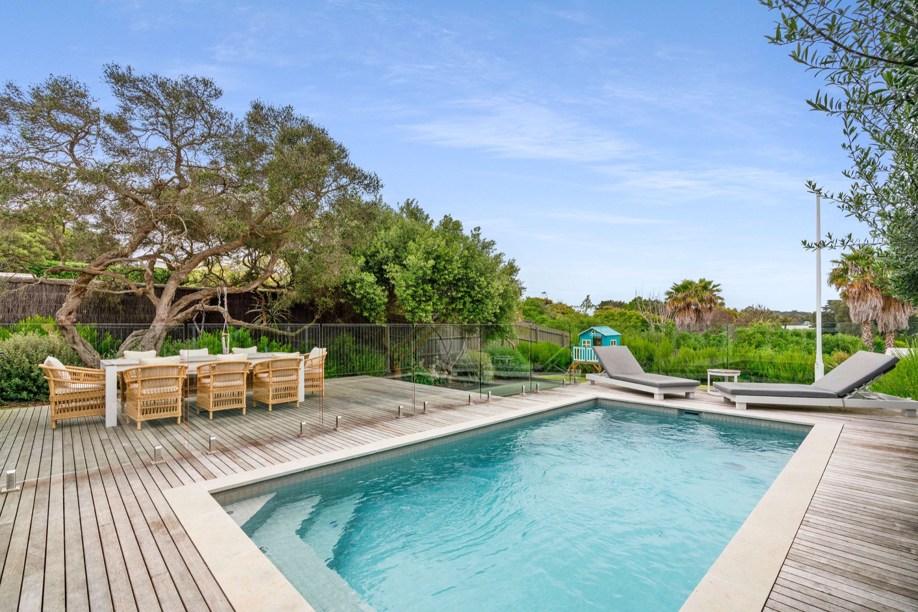 Quintessential Portsea beach house, walk to beach and village (sleeps 8) — main view